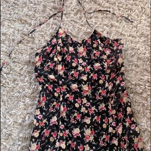 Midi dress with side slit